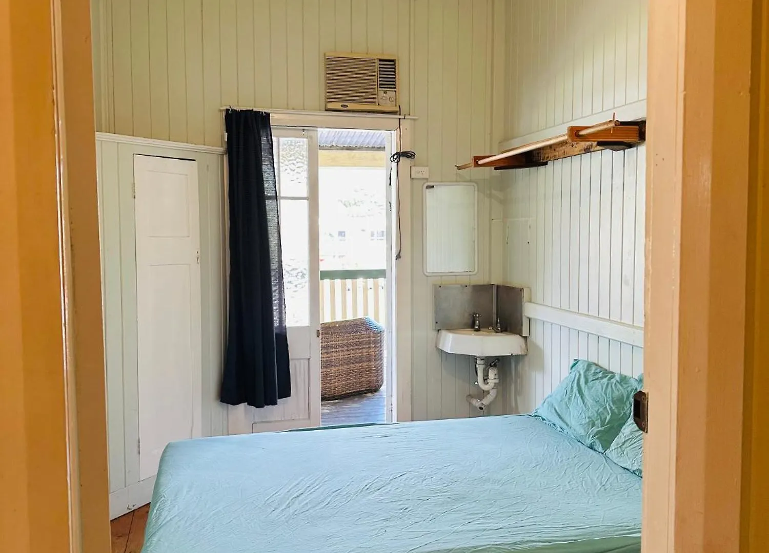 Exchange Hotel Backpacker Resort Mossman